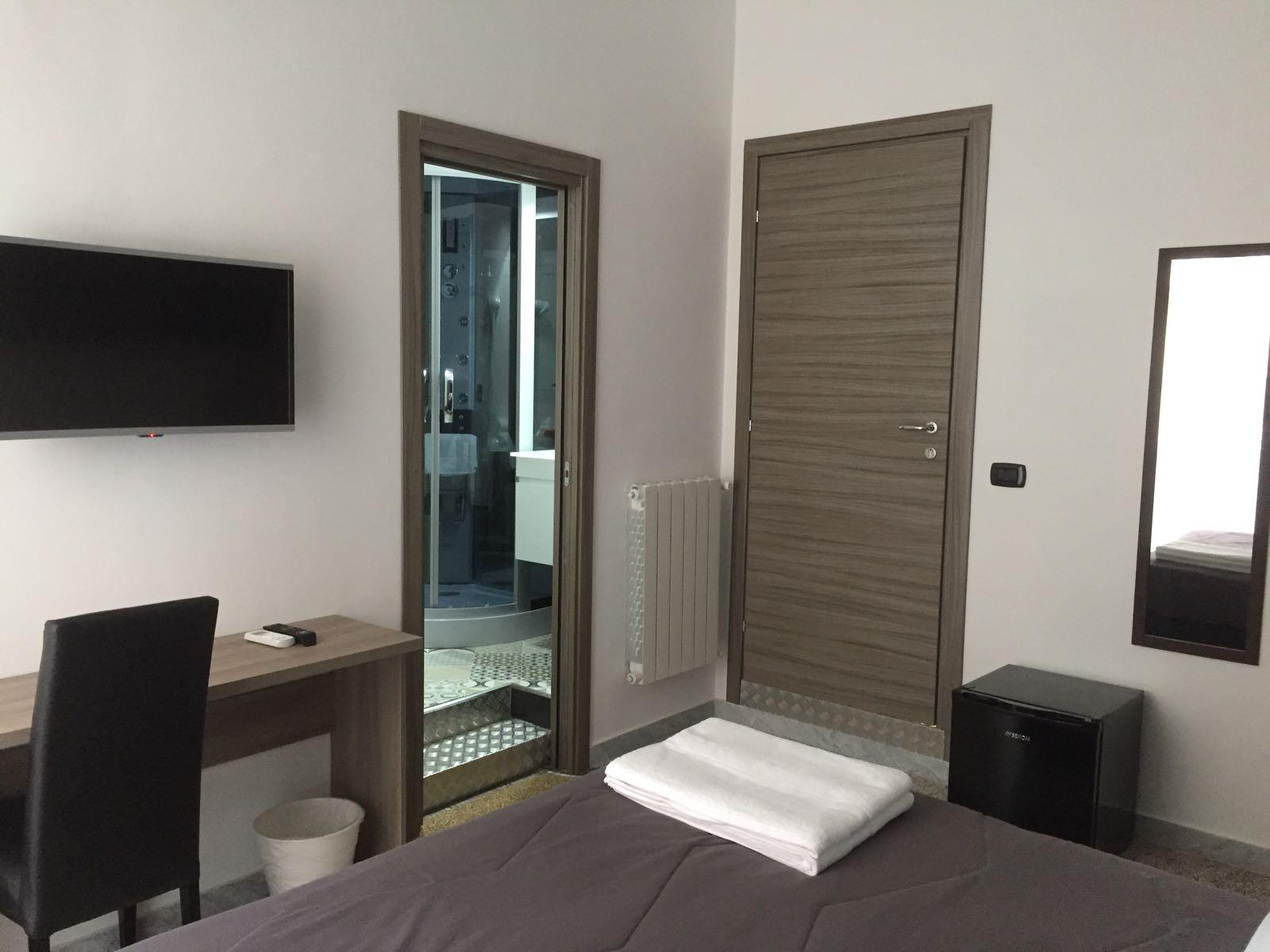 Mb95 - Mezzocannone Luxurious Bed & Breakfast 3*